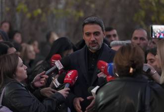 Վերացրեք կալանքի գերակայությունը