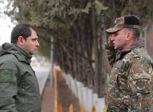 Փոխանակ, ամեն ինչ անեն, որ բանակը հեռու պահեն այս ամոթալի հալածանքներից, հակառակն են անում