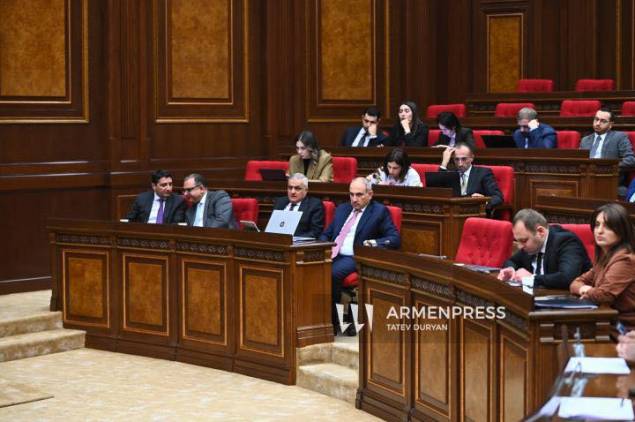 8 տարի շարունակ 2 բան են անում սրանք 