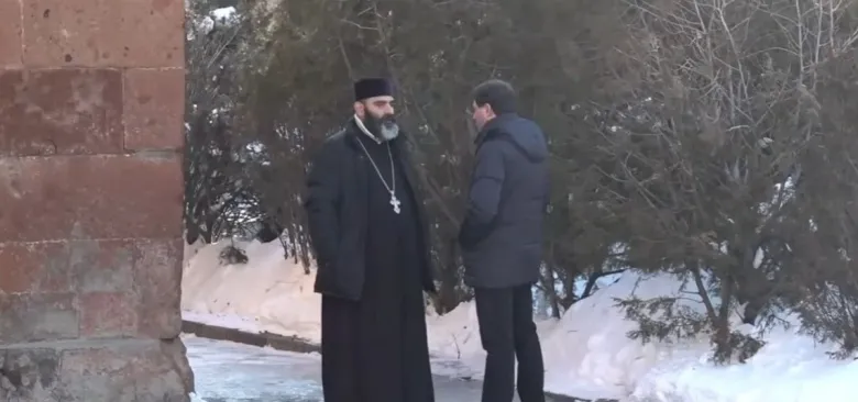 Տեր Հայկին թույլ չեն տվել պատարագ մատուցել Թալինում