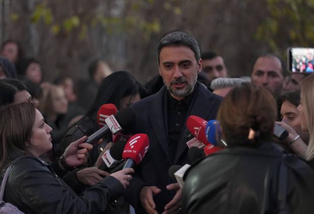 Վերացրեք կալանքի գերակայությունը