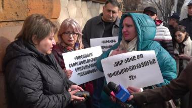Ինչի՞ համար ես շնորհակալություն հայտնում Ալիեւին, հազարավոր զոհերի՞. զոհվածի մայրը՝ ՀՀ նախագահին