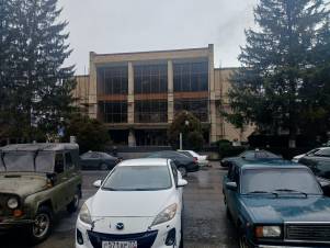 «Հրապարակ»․ Մի ժամանակ այդ շենքում կյանքը եռում էր, 3 տարի է՝ նորոգումը չի ավարտվում