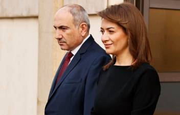 «Բա որ նոր եք ամուսնանում, ինչպե՞ս էիք ձեզ համարում առաջին տիկին». «Մի բանտում ծերանաք»