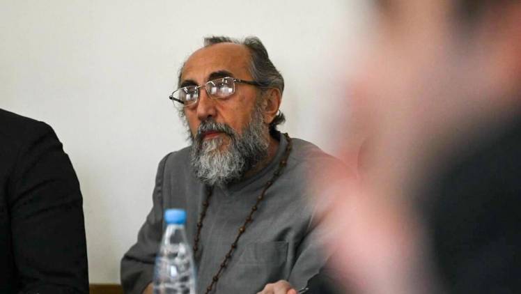 Միքայել սրբազանը դեռ Գյումրի չի գնալու