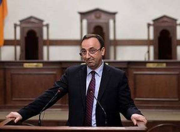 Հրայր Թովմասյանի լիազորությունները դադարեցվեցին