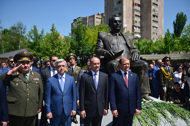 Քաղաքագրություն. արձանախմբերի գրոհը
