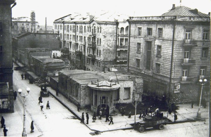 Միքայել Մանվելյան. Յերեվան