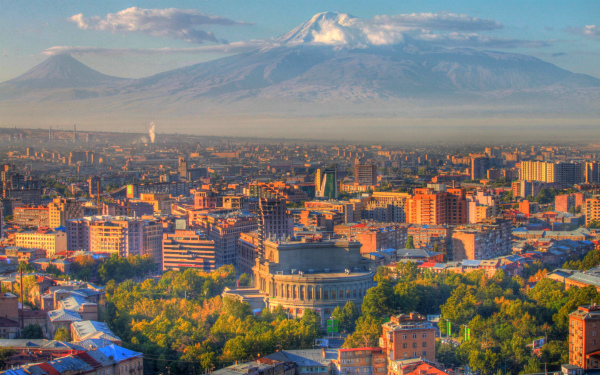 Քաղաքագրություն. Երեւանը եւ նրա անվան պատմությունը