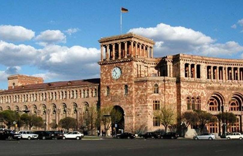 Փաշինյանը պետք է արմատախիլ անի հեղափոխական բյուրոկրատիան
