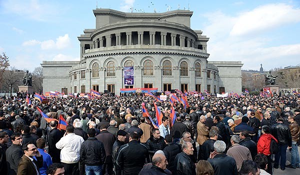 Ժողովուրդը ծախված չէ