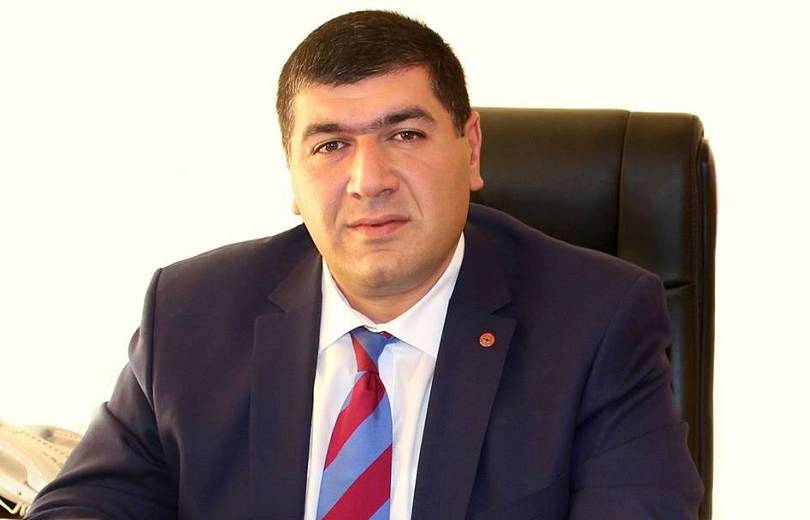 Արտաշատի քաղաքապետը տեղակալ է նշանակել Գազի Հովոյի որդուն