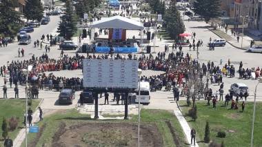 Տոն կլինի այն ժամանակ, երբ քաղաքացին աշխատանք կունենա. Հրազդանում նշում էին քաղաքացու օրը