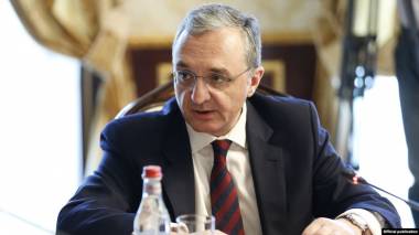 Արտգործնախարարությունը մանրադիտակի  տակ