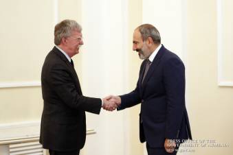 Բոլթոնը հեռացավ․ արդյոք թեթեւացավ Երեւանի վիճակը