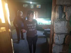 4 երեխաները մոր հետ կհայտնվեն փողոցում (Տեսանյութ) 