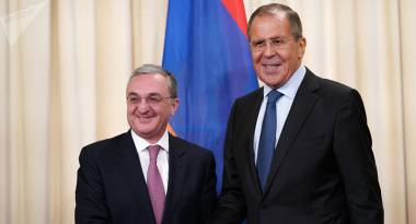 Լավրովը «չափազանց անկեղծ էր», Մնացականյանը՝ «չափազանց վախվորած»
