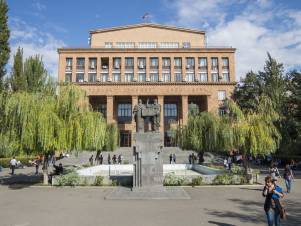 Դեմ կանգնել անգրագիտության հնարավոր հեղեղին