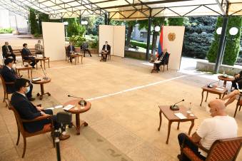 Նոր Սահմանադրությունը թող ստեղծեն պրոֆեսիոնալները