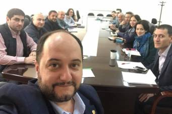 Հեռացրեք՝ ԱՄՈԹ Է