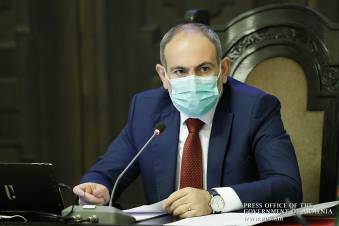 Մաքիավելու «լույսի» ներքո