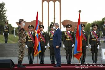 Զինվորականների պարգեւատրման արարողությունը` սեփական PR ակցիա
