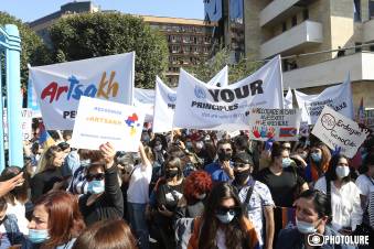 Ինչո՞ւ պետք է շնորհակալ լինել միջազգային հանրությանը 