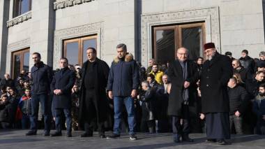 Մաքուր պահեք հարթակը. նախկինները դասեր չե՞ն քաղել…