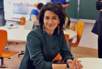 Աննա Հակոբյանն առաջին տիկին չէ