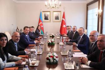 Շուշիի հռչակագրով մեր եղբայրական կապերն էլ ավելի են ամրապնդվում. Չավուշօղլուն հանդիպել է Սեյիդովի հետ