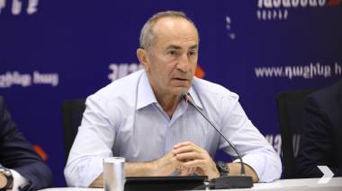 Ռոբերտ Քոչարյանը վերցնե՞ր, թե՞ չվերցներ մանդատը