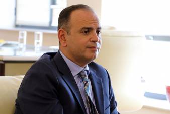 Ֆրանսահայ կազմակերպությունների համակարգող խորհուրդը կարմիր քարտ է ցույց տվել Սինանյանին