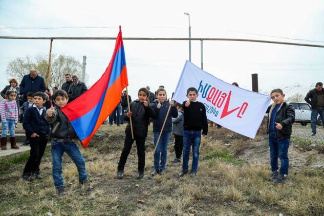 Երեխաների շահագործում՝ քաղաքական նպատակներով