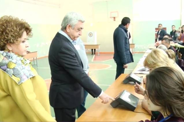«Հրապարակ»․ Ողջ գիշեր ՀՀԿ-ն անցկացրել է ոտքի վրա․ կբողոքարկե՞ն արդյունքները