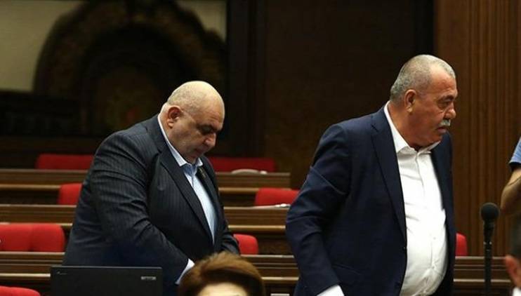 «Հրապարակ»․ Սեյրան Սարոյանը զանգե՞լ է Մանվել Գրիգորյանին
