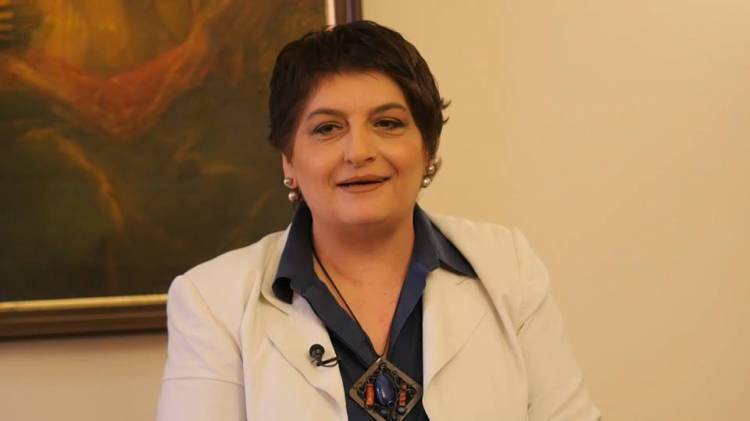 Հինգ ամիս գործող կայքը փակվել է․ աշխատակիցներն առանց վճարման հայտնվել են դրսում 