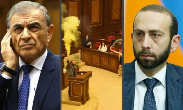 Ես կարո՞ղ ա ձեռքեր չունեմ․ Բաբլոյանը, որի վրա տարածվում էր նույն արարողակարգը չէր թողնում, որ իր վերարկուն բռնեն