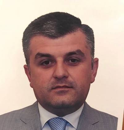 ՊԵԿ պաշտոնյան յոթ ամիս է՝ աշխատանքի չի գնում, բայց աշխատավարձ ու «պրեմիա» է ստանում