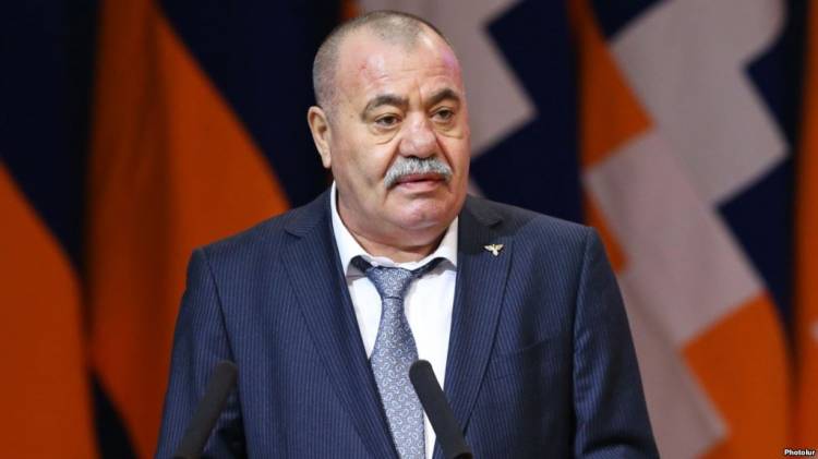 «Հրապարակ».Մանվել Գրիգորյանին հիվանդանոցում ավտոմատներով են հսկում 