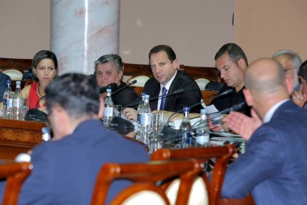 Ոչ թե 50 հազար, այլ 5 հազար աշխատող է ստվերից դուրս եկել