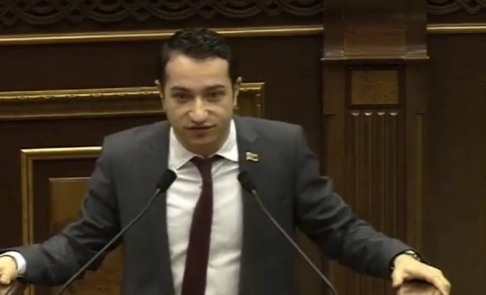 «Հրապարակ».«Ռազբորկան» շարունակվել է Էդմոն Մարուքյանի աշխատասենյակում