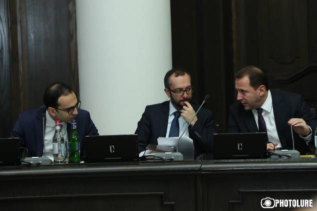 «Հրապարակ»․Կառավարության աշխատակազմում «շունը տիրոջը չի ճանաչում» 