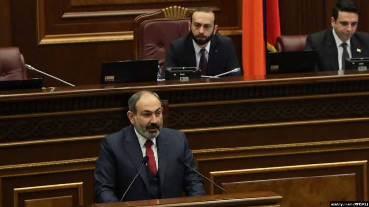 Տնտեսական հեղափոխությանը սպասելիս