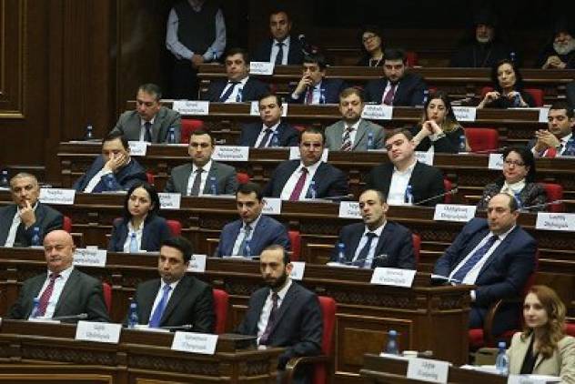 «Հրապարակ»․Կուժն ու կուլան՝ գործադիրի գլխին