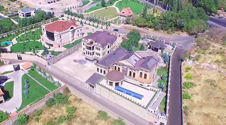 Գաղտնի գործ Մոնումենտի կառուցապատման վերաբերյալ
