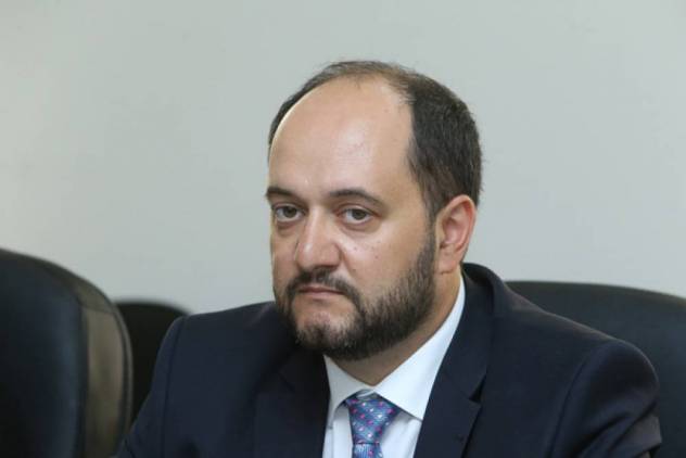  Զարմանալի՞ է նախարարի համար, որ իրենից բողոքում են․․․