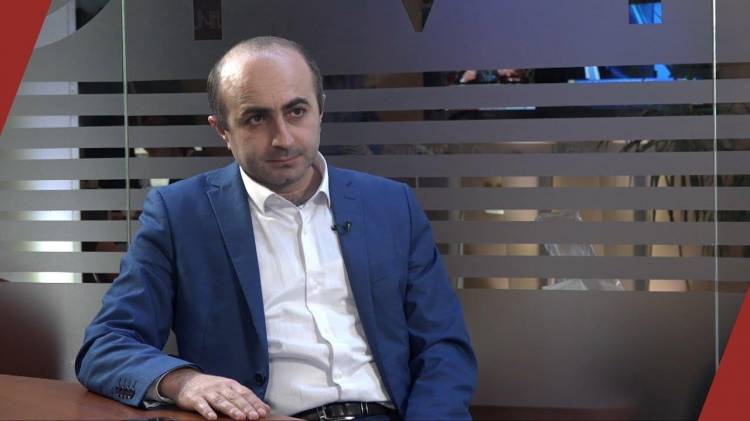 Կասկածի տակ է դրվում Ֆրանսիայի՝ չեզոք, միջնորդ կողմի կեցվածքը