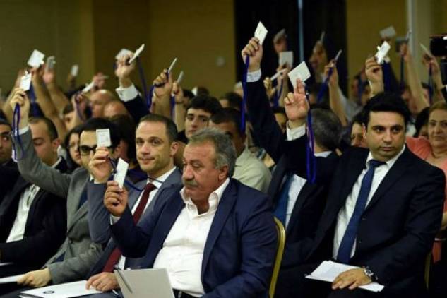 «Հրապարակ».ՔՊ հիմնադիրներին որոշել են «իրենց տեղը ցույց տալ»