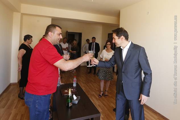 «Հրապարակ».Նորից քաղում են նախկինների աշխատանքի պտուղները