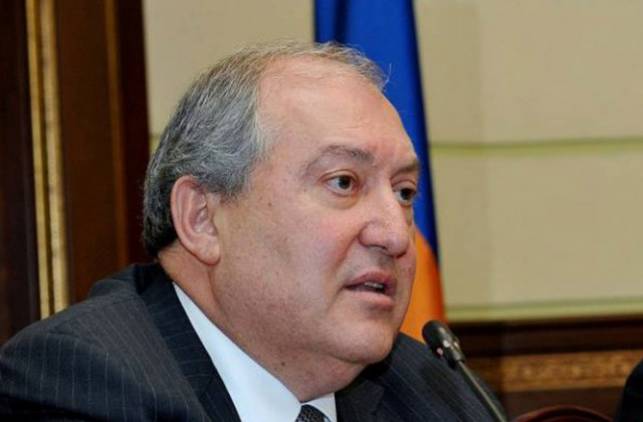 «Հրապարակ».Արմեն Սարգսյանը ջանում է, որ կառավարությունում «մարդ չվատանա»
